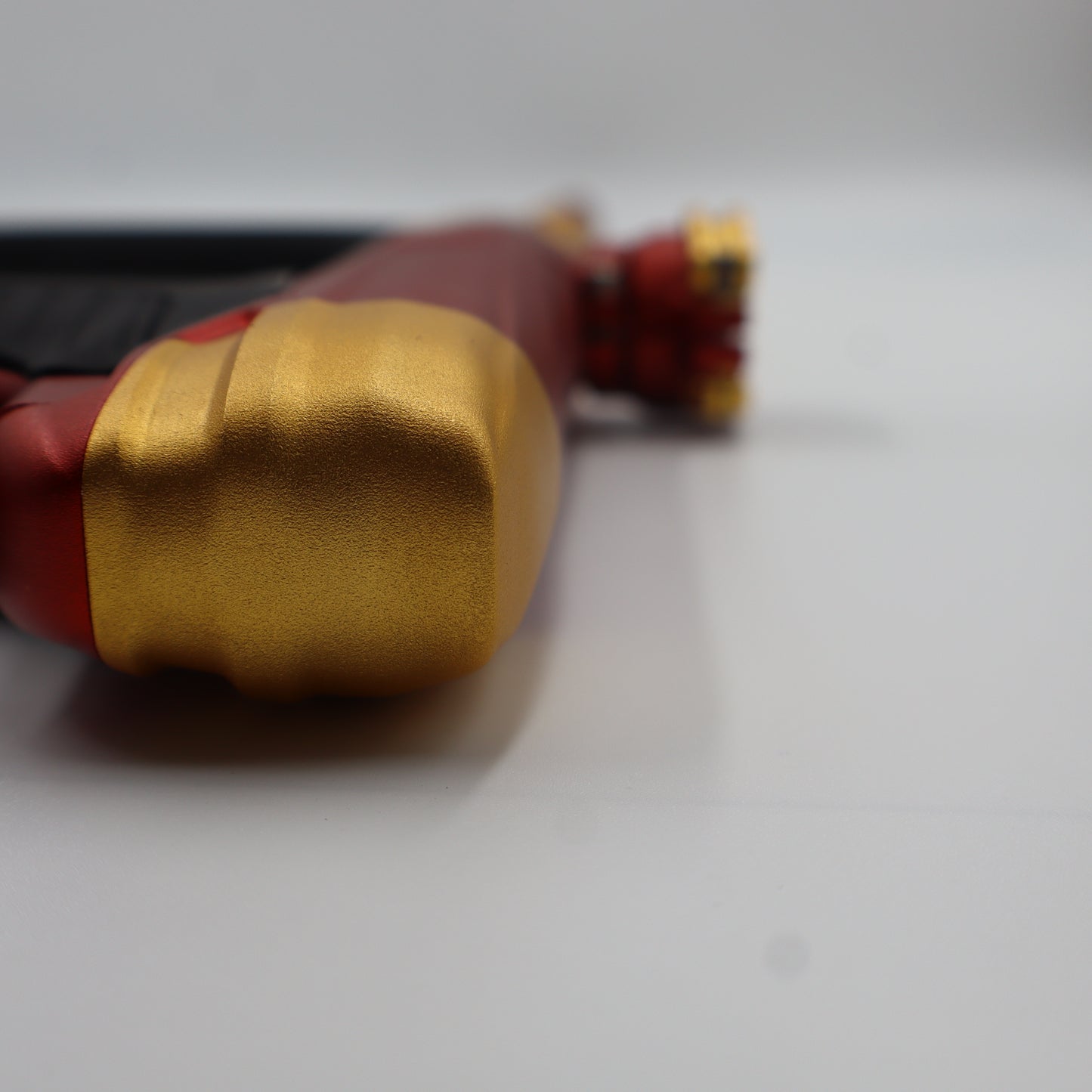 MacDev - DRD/Droid - Red/Gold
